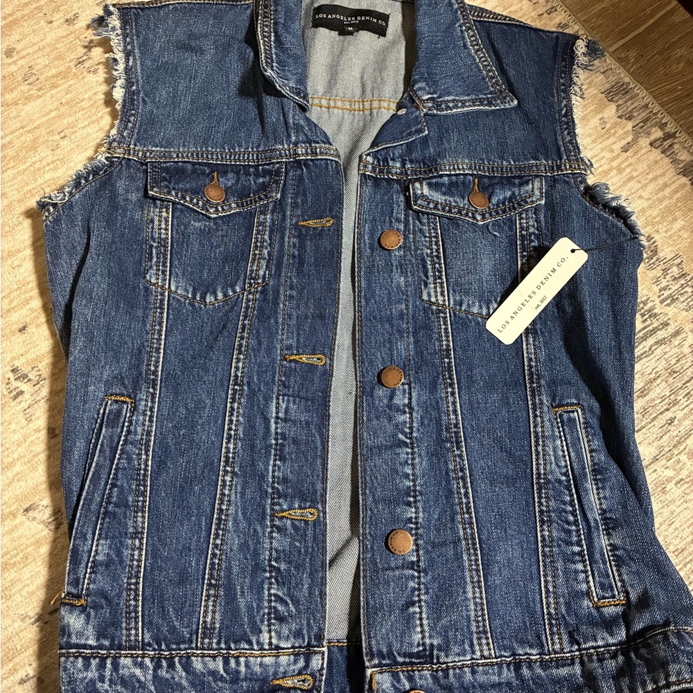 BN Women’s Blue Denim Vest by Los Angeles Denim Co. Size M